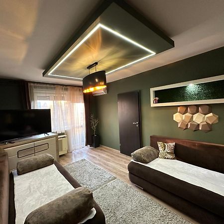 Mox Downtown Apartman Debreczyn Zewnętrze zdjęcie