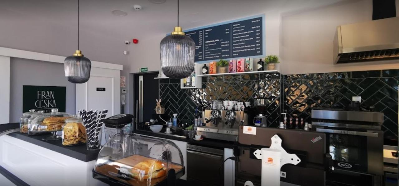 Mox Downtown Apartman Debreczyn Zewnętrze zdjęcie
